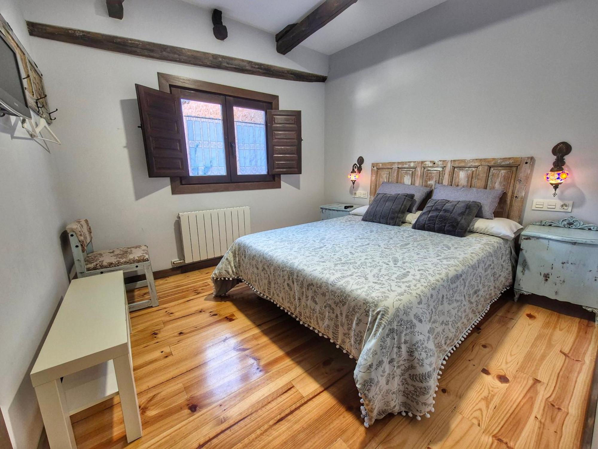 Albergue El Encanto Villares de Orbigo Esterno foto